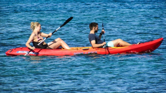  Canoe in pairs 